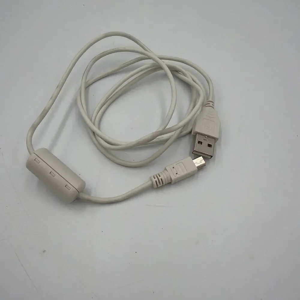 Canon Camera Data Transfer Interface USB Mini Cable Cord E52828-DG White. GUC
